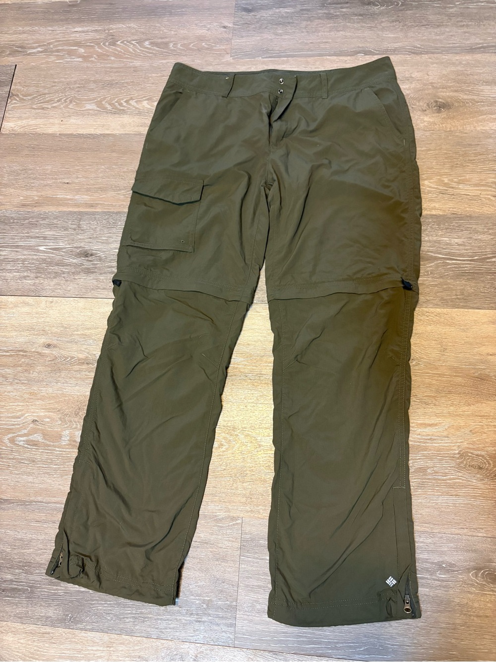 Columbia Olive Green Women's Convertible Cargo Pants
